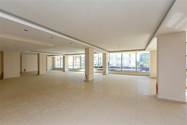 Gewerbeflächen von großer Fläche in der unteren Beide