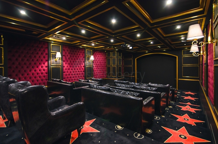 1+1 Apartment im Stadtzentrum in einem Luxus-Komplex 