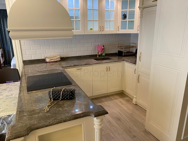 1+1 Apartment im Stadtzentrum in einem Luxus-Komplex 