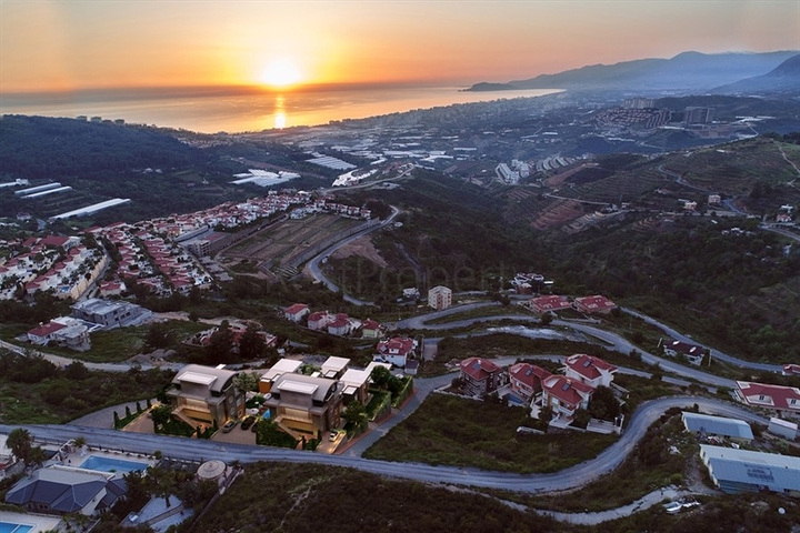 2+1 Penthouse im Stadtteil Kargicak 