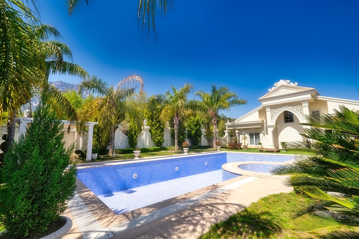 Luxusvillen in Kemer - Antalya 