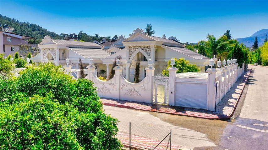 Luxusvillen in Kemer - Antalya 