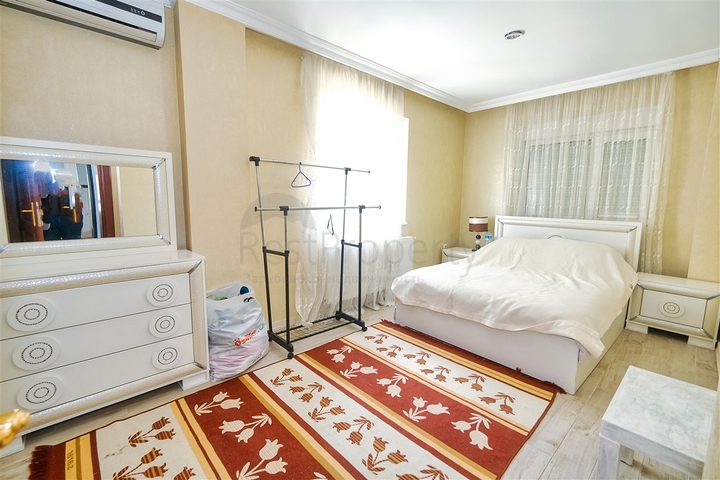 Villa mit 4+2 Grundrissen im Stadtteil Kemer - Antalya 