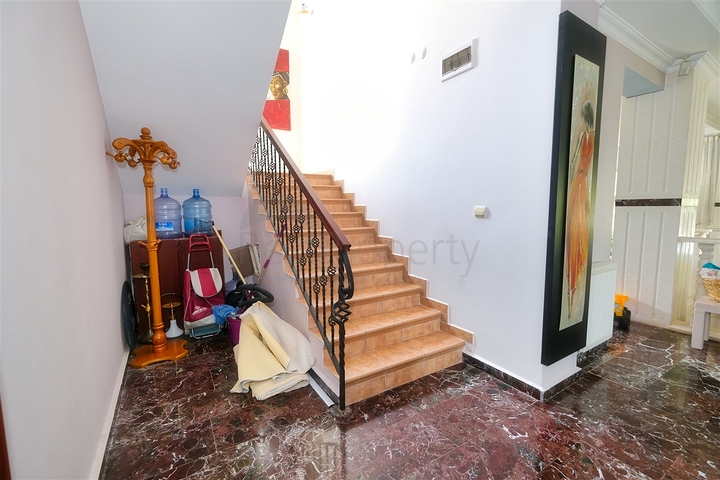 Villa mit 4+2 Grundrissen im Stadtteil Kemer - Antalya 