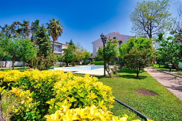 Villa mit 4+2 Grundrissen im Stadtteil Kemer - Antalya 