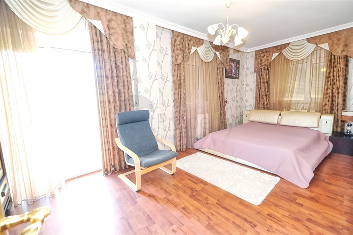 Villa mit 4+2 Grundrissen im Stadtteil Kemer - Antalya 