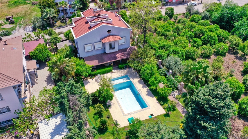 Villa mit 4+2 Grundrissen im Stadtteil Kemer - Antalya 