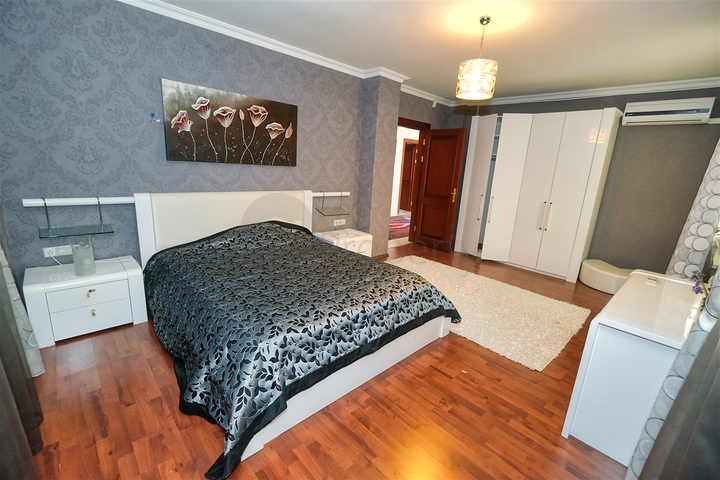 Villa mit 4+2 Grundrissen im Stadtteil Kemer - Antalya 