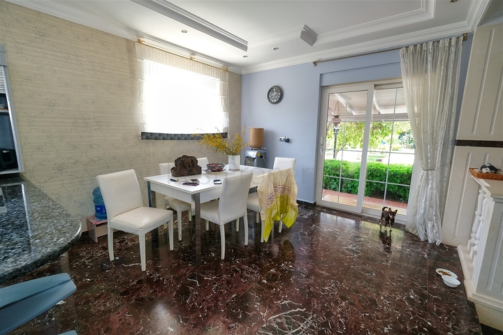 Villa mit 4+2 Grundrissen im Stadtteil Kemer - Antalya 