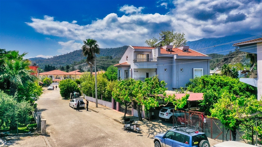 Villa mit 4+2 Grundrissen im Stadtteil Kemer - Antalya 