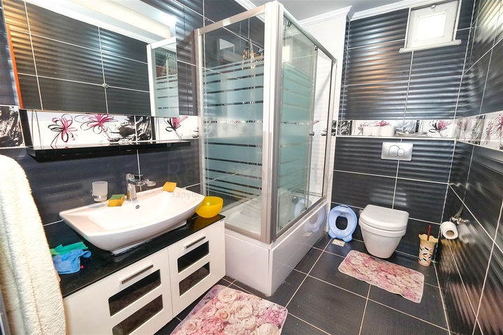 Villa mit 4+2 Grundrissen im Stadtteil Kemer - Antalya 