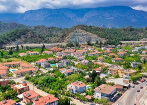 Villa mit 4+2 Grundrissen im Stadtteil Kemer - Antalya 