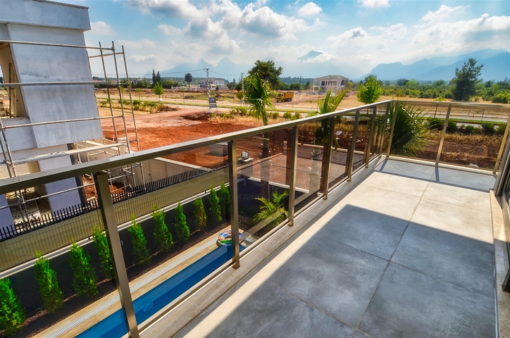Neue 5+1 Luxusvilla im Stadtteil Doshemealty - Antalya