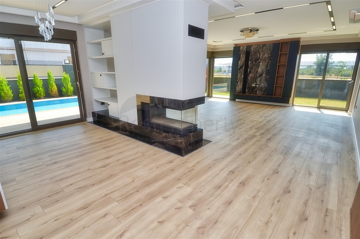Neue 5+1 Luxusvilla im Stadtteil Doshemealty - Antalya