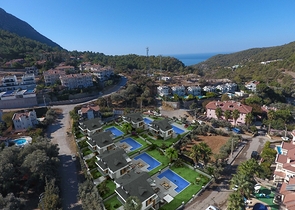 4+1-Villa in einer günstig gelegenen Gegend von Fethiye