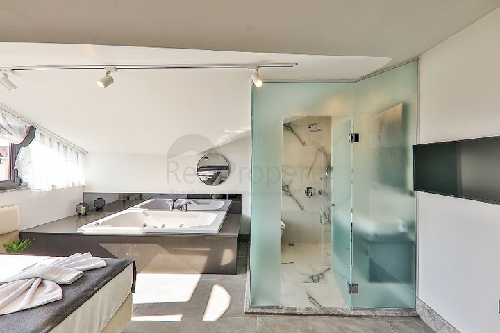 Villa mit 3+1 Grundrissen in Fethiye 