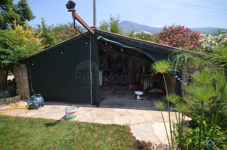 5+1 geräumige Villa in Fethiye 