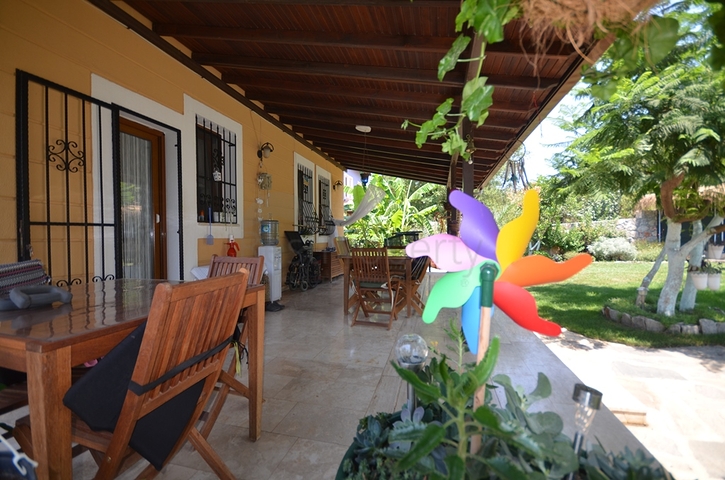 5+1 geräumige Villa in Fethiye 