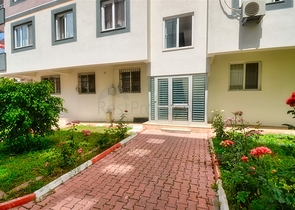 Wohnung mit 3+1 Grundriss im Wohnbezirk Siteler - Antalya 