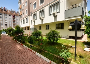 Wohnung mit 3+1 Grundriss im Wohnbezirk Siteler - Antalya 