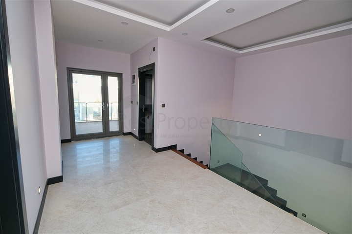 Gemütliche 4+1-Villa im Stadtteil Doshemealty - Antalya 