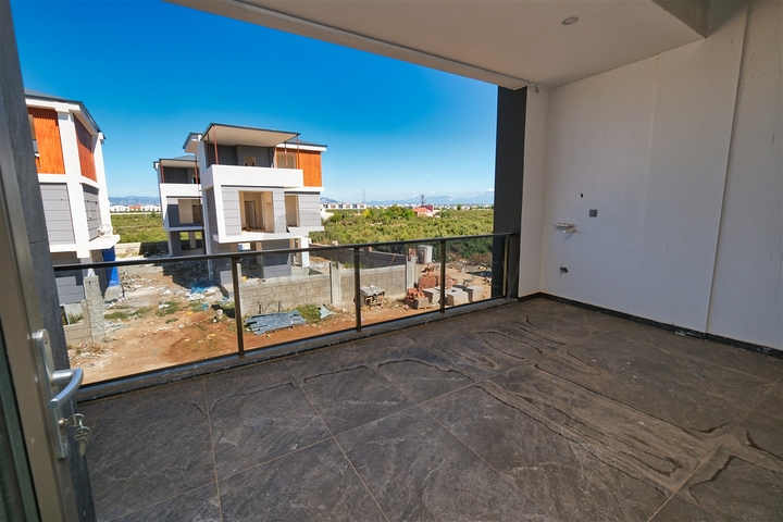 Gemütliche 4+1-Villa im Stadtteil Doshemealty - Antalya 