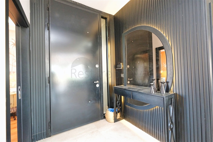 Gemütliche 4+1-Villa im Stadtteil Doshemealty - Antalya 