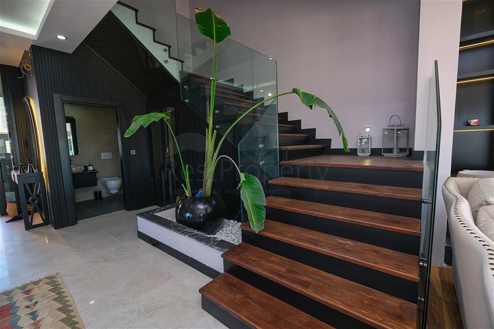 Gemütliche 4+1-Villa im Stadtteil Doshemealty - Antalya 