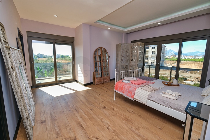 Gemütliche 4+1-Villa im Stadtteil Doshemealty - Antalya 