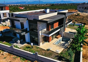 Gemütliche 4+1-Villa im Stadtteil Doshemealty - Antalya 