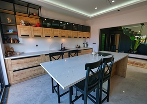 Gemütliche 4+1-Villa im Stadtteil Doshemealty - Antalya 