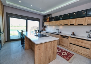 Gemütliche 4+1-Villa im Stadtteil Doshemealty - Antalya 