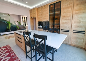 Gemütliche 4+1-Villa im Stadtteil Doshemealty - Antalya 