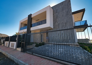 Gemütliche 4+1-Villa im Stadtteil Doshemealty - Antalya 