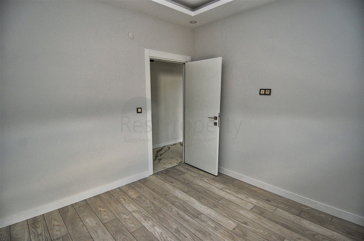 Gebäude mit 4 Wohnungen in der Gegend von Doshemealty - Antalya 