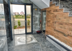 Gebäude mit 4 Wohnungen in der Gegend von Doshemealty - Antalya 