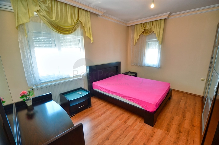 Wohnung mit 5+2 Grundrissen im Stadtteil Yesilbahce - Antalya 