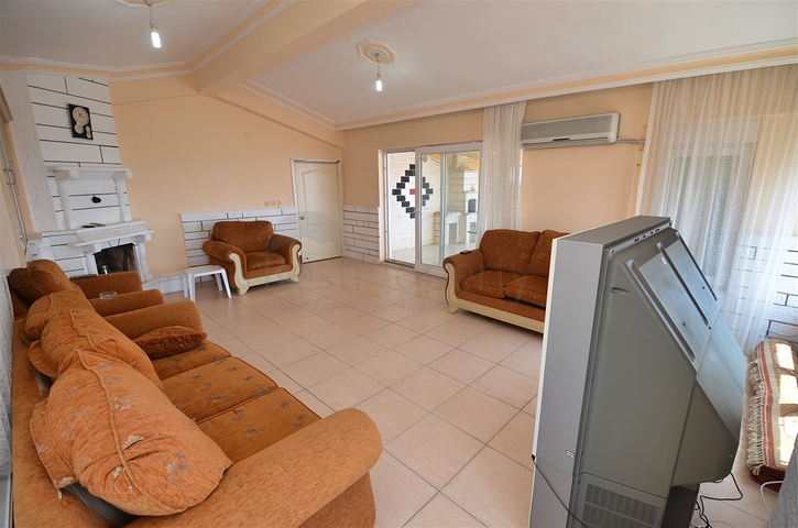 Wohnung mit 5+2 Grundrissen im Stadtteil Yesilbahce - Antalya 