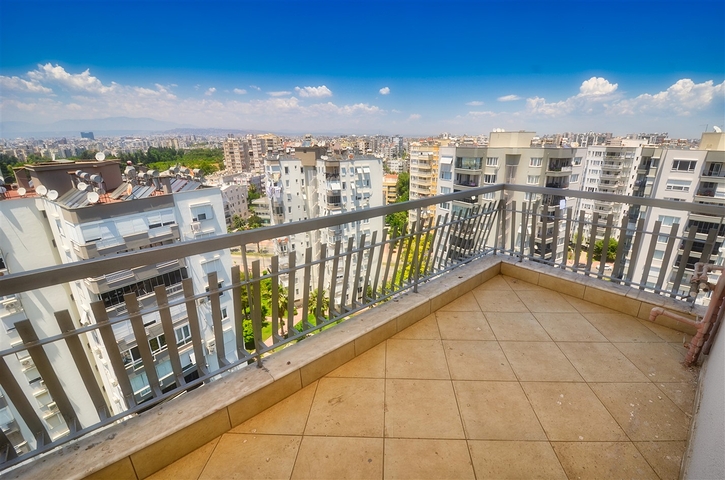 Wohnung mit 5+2 Grundrissen im Stadtteil Yesilbahce - Antalya 