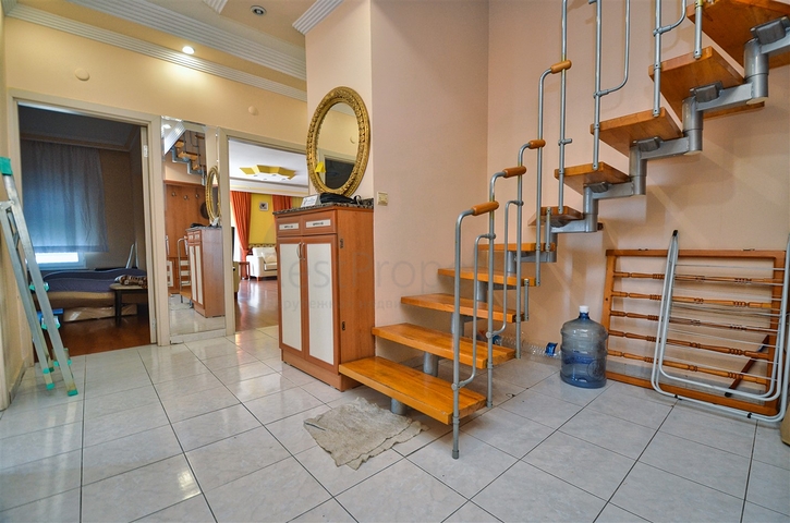 Wohnung mit 5+2 Grundrissen im Stadtteil Yesilbahce - Antalya 