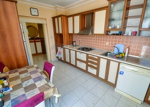 Wohnung mit 5+2 Grundrissen im Stadtteil Yesilbahce - Antalya 