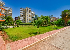 Wohnung mit 5+2 Grundrissen im Stadtteil Yesilbahce - Antalya 