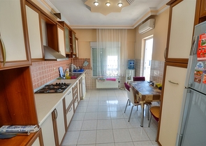 Wohnung mit 5+2 Grundrissen im Stadtteil Yesilbahce - Antalya 