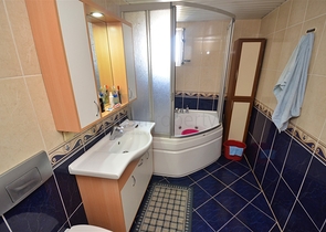 Wohnung mit 5+2 Grundrissen im Stadtteil Yesilbahce - Antalya 