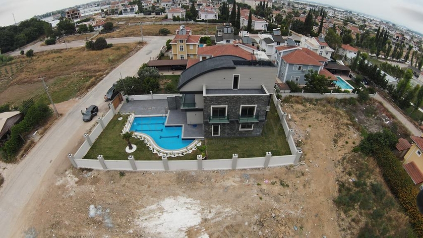 Villa mit 5+1 Pool in Belek - Antalya