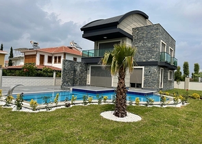 Villa mit 5+1 Pool in Belek - Antalya