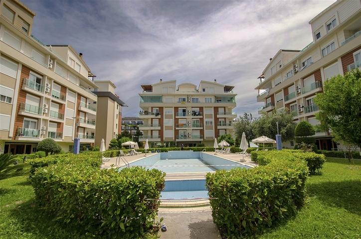 Wohnung 3+1 Duplex im Wohnbezirk Liman - Antalya 