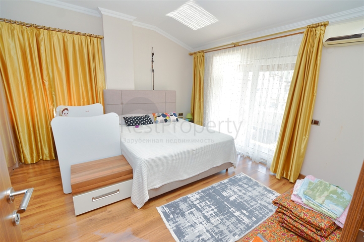 Wohnung 3+1 Duplex im Wohnbezirk Liman - Antalya 