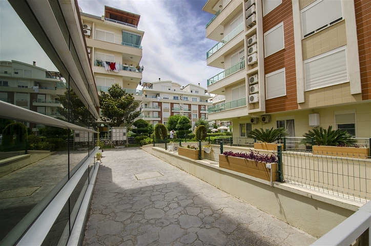 Wohnung 3+1 Duplex im Wohnbezirk Liman - Antalya 