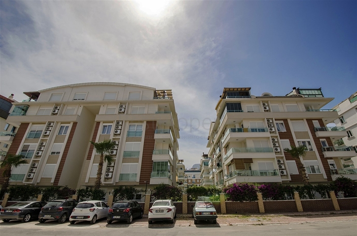 Wohnung 3+1 Duplex im Wohnbezirk Liman - Antalya 